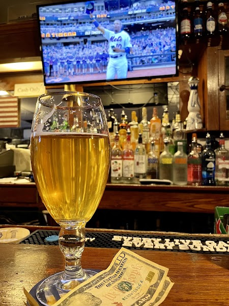 Bay Street Tavern photo 2