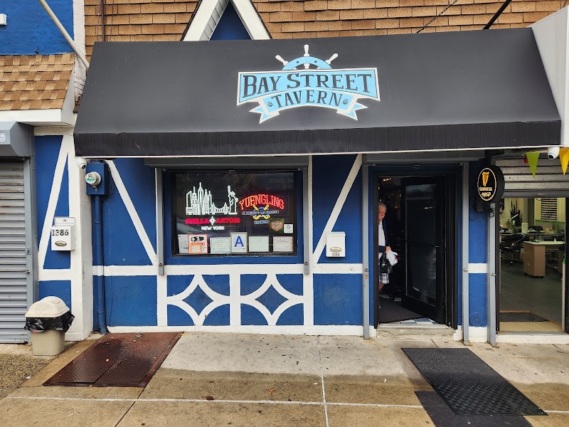Bay Street Tavern photo 3