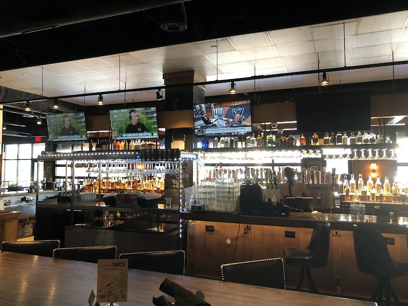 Bar Louie - Katy photo 4