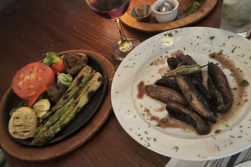La Pampa Argentinean Steak House photo 2
