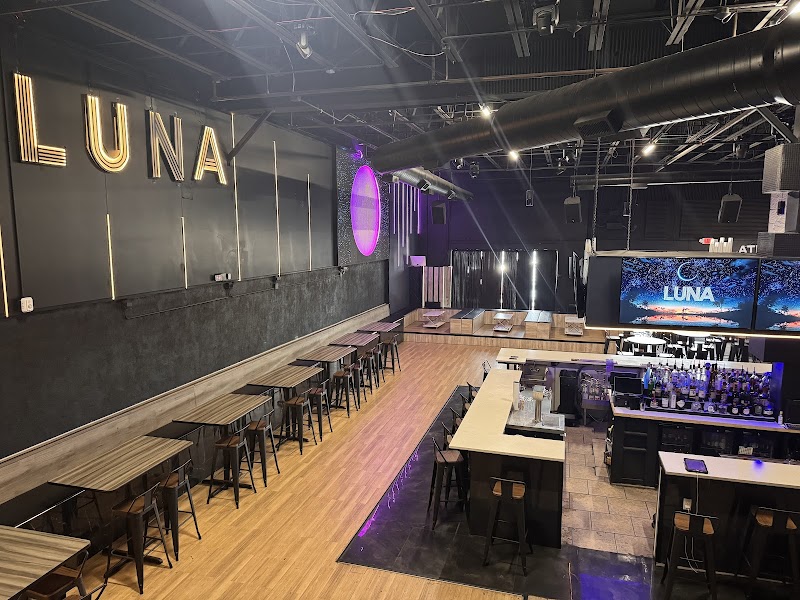 Luna The Woodlands photo 3
