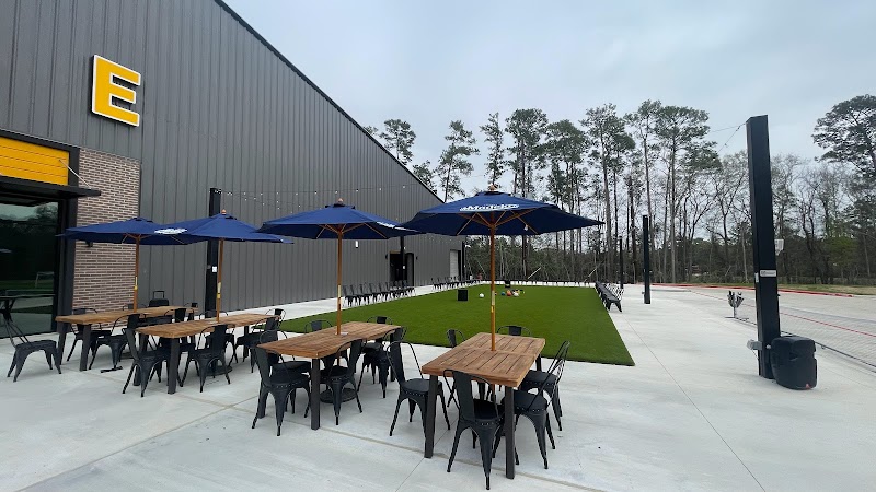 Community Fieldhouse Sports Bar and Grill