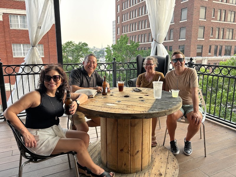 Tandem Rooftop Bar