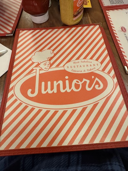 Junior's Restaurant & Bakery photo 4
