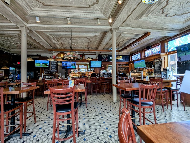 Bailey's Saratoga photo 4