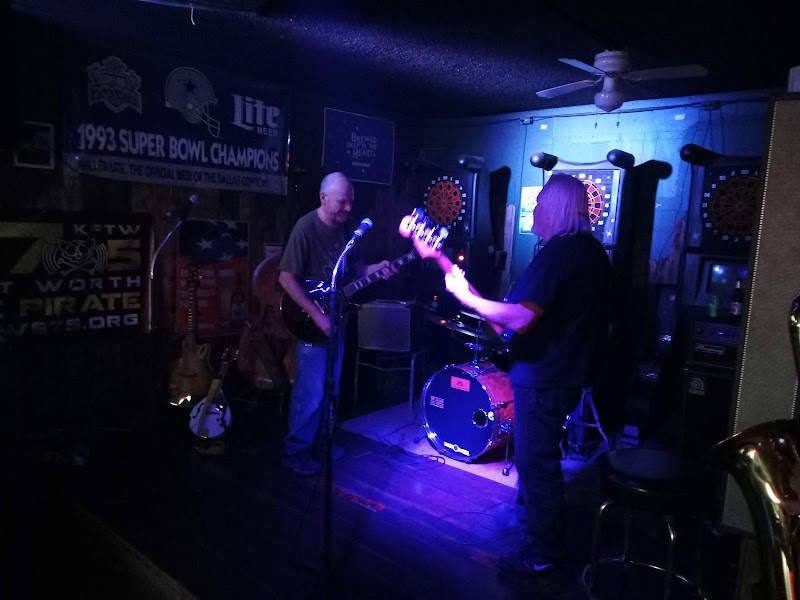 Redd Dawg Saloon