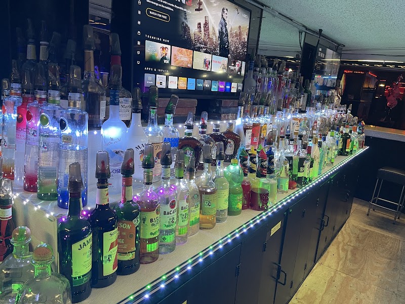 Cab 7 Sports Bar & Grill
