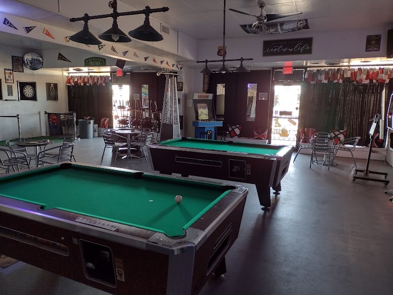 Dreams sports bar and grill photo 3